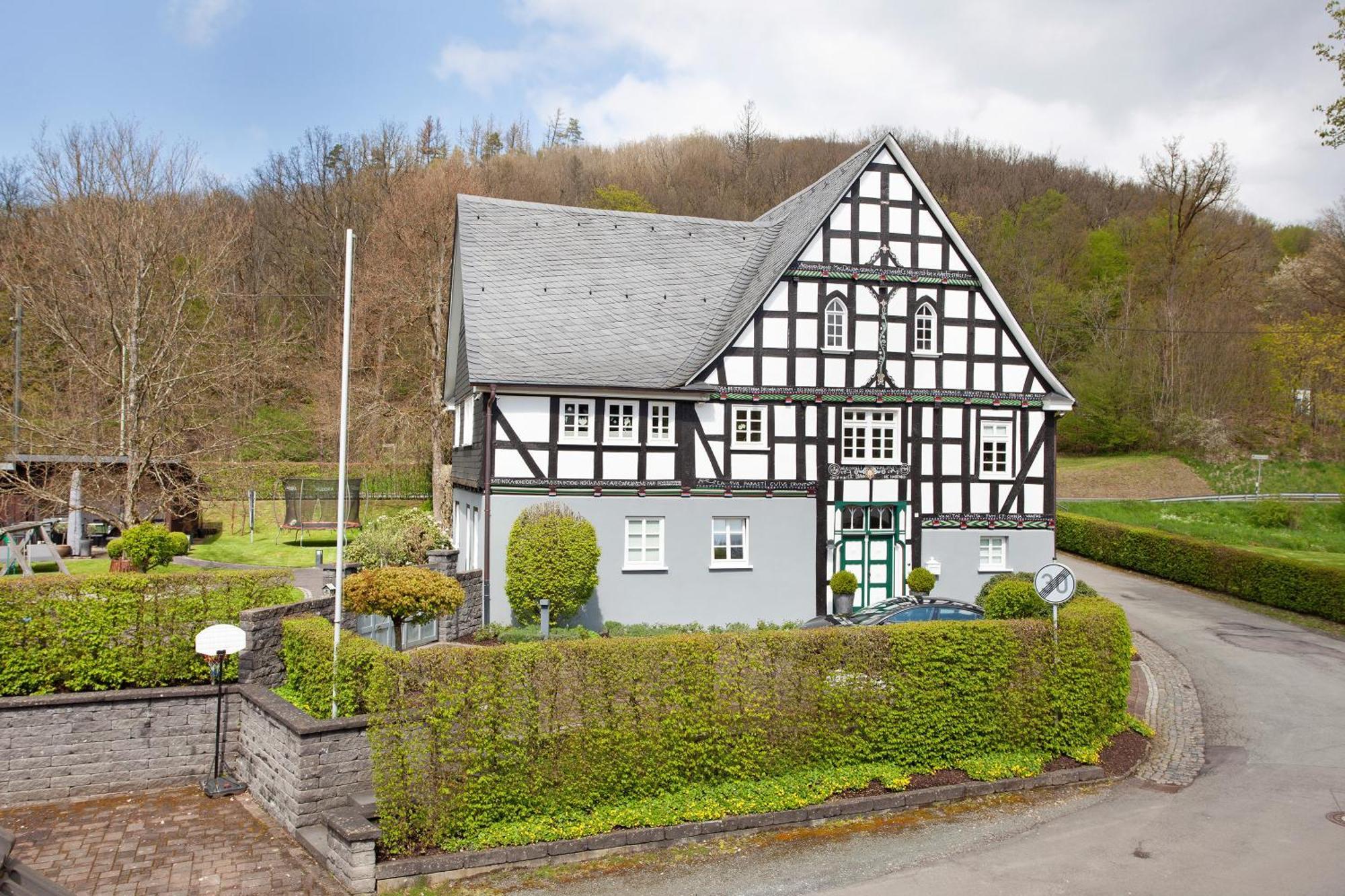 Gut Vasbach Ferienwohnungen Kirchhundem Buitenkant foto
